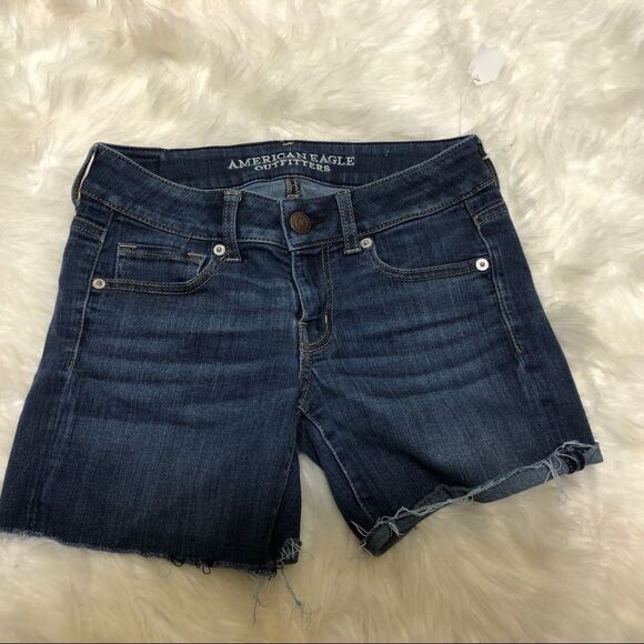 American Eagle Super Stretch Jean Shorts size 4 Raw Hem (1008) - Picture 1 of 10